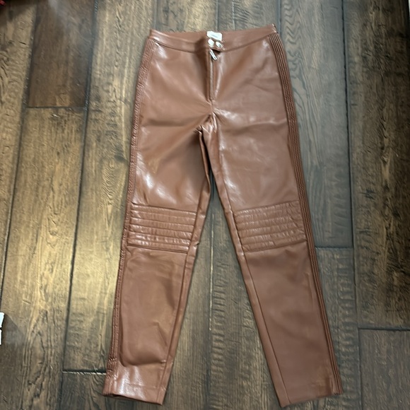 ARITZIA Leather Pants - Picture 2 of 4